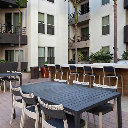 Villa Marina - Modern & Immaculate, Spacious, Gated Condo With Fireplace Pool, Gym, 2 Master Bedrooms Los Angeles Ngoại thất bức ảnh