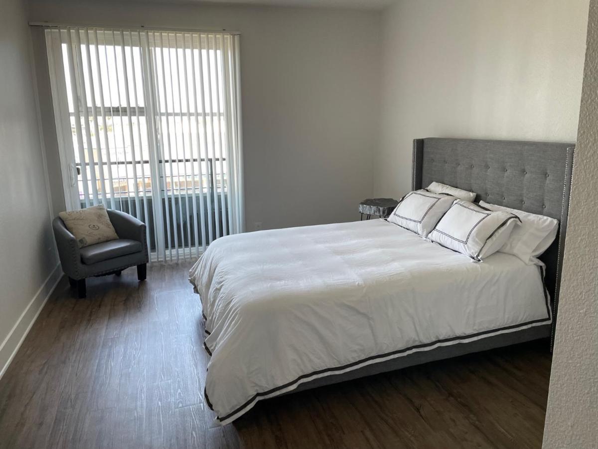 Villa Marina - Modern & Immaculate, Spacious, Gated Condo With Fireplace Pool, Gym, 2 Master Bedrooms Los Angeles Ngoại thất bức ảnh