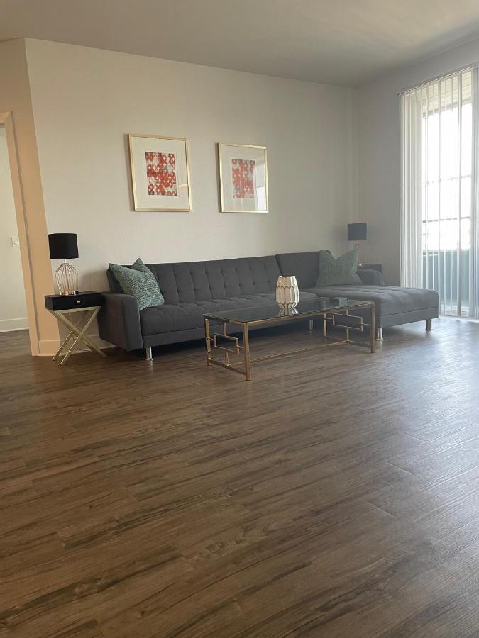 Villa Marina - Modern & Immaculate, Spacious, Gated Condo With Fireplace Pool, Gym, 2 Master Bedrooms Los Angeles Ngoại thất bức ảnh